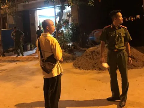 Chồng dùng dao sát hại vợ trong lúc ăn cơm ở Hà Nội