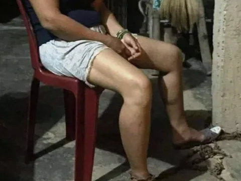 Xác minh vụ người vợ bị chồng dùng dây xích trói vào cột nhà