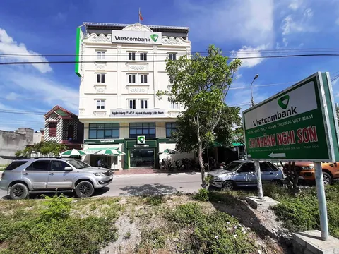 Nguyên Thượng úy công an là người cầm súng xông vào ngân hàng Vietcombank ở Thanh Hóa