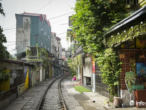 Phố cà phê đường tàu Hà Nội chính thức khai tử