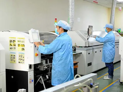 Bộ LĐ-TB&XH: Tăng lương tối thiểu vùng năm 2020 chủ yếu tác động đến chi phí đóng BHXH