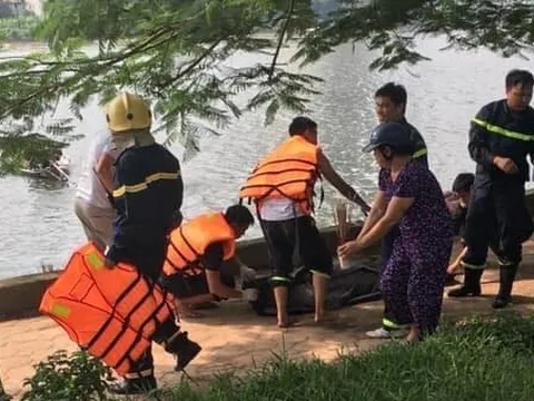 Phát hiện thi thể người đàn ông nổi trên mặt hồ Linh Đàm
