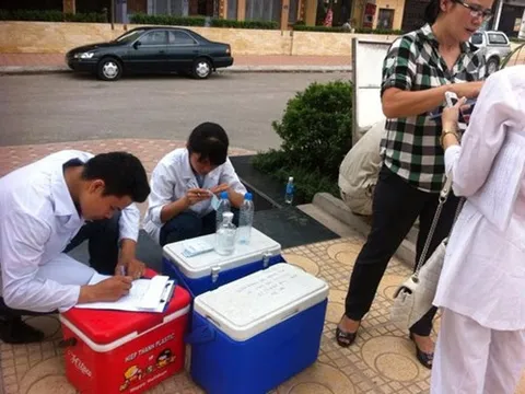 Bộ Y tế tư vấn xét nghiệm miễn phí cho cư dân vùng sử dụng nước sạch sông Đà nhiễm dầu thải