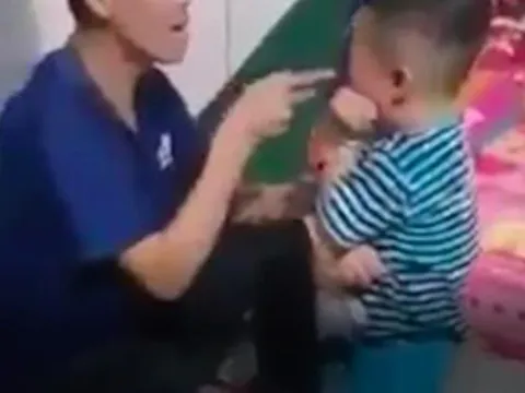 Công an vào cuộc điều tra vụ ông bố bị nhóm người xăm trổ đánh vì clip bạo hành con trai