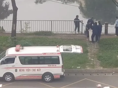 Thực hư thông tin bệnh viện Chợ Rẫy đổ chất thải xuống kênh