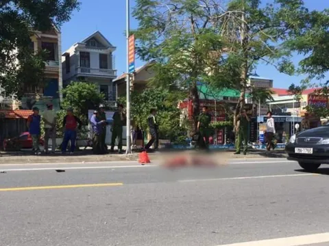 Bước hụt khi xuống xe buýt, người phụ nữ tử vong tại chỗ