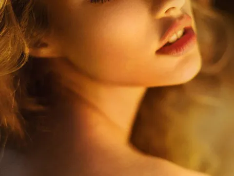 Đàn bà lấy chồng, lãi mỗi... cô đơn