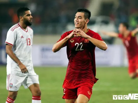 Tiến Linh ghi bàn đánh bại UAE, Việt Nam lên đầu bảng G Vòng loại World Cup 2022