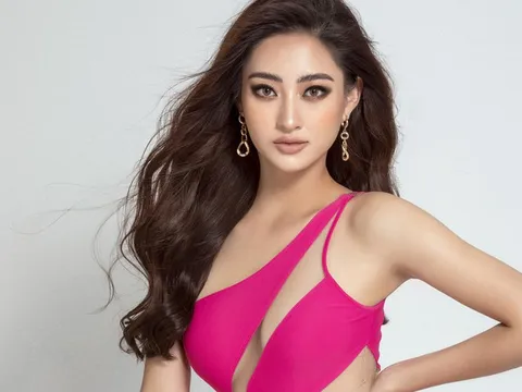 Lương Thùy Linh diện áo tắm, khoe chân dài 1,22m