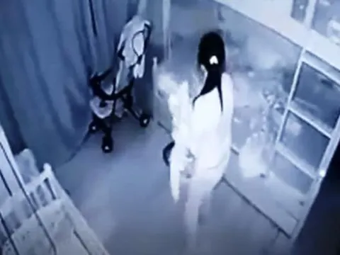 Tạm giữ người giúp việc dốc ngược bé 14 tháng tuổi