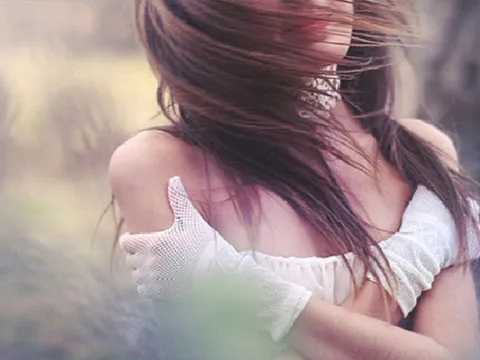 Phụ nữ càng hiền lành trải qua tổn thương càng tàn nhẫn