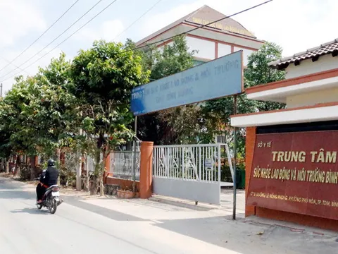 Bộ Y tế yêu cầu làm rõ vụ 'hô biến' nhân viên tạp vụ thành bác sĩ tại Bình Dương