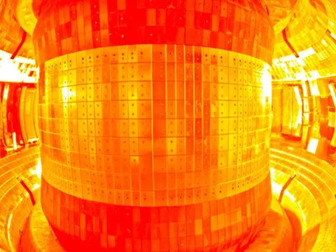 Trung Quốc sắp vận hành 'mặt trời nhân tạo'