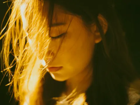 Khi tình yêu thua khoảng cách, hiểu lầm và nỗi cô đơn...