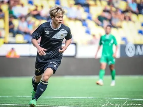 HLV CLB Sint-Truidense: 'Công Phượng đang giữ một thói quen khó bỏ từ quê nhà'