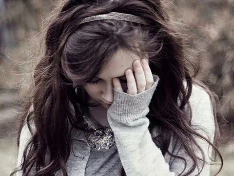 Điều đáng sợ nhất trong tình yêu là sự im lặng