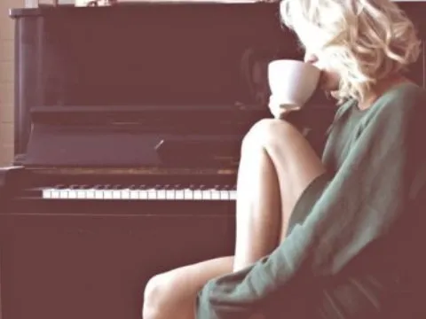 Đàn bà đôi khi độc thân vẫn tốt đấy thôi...