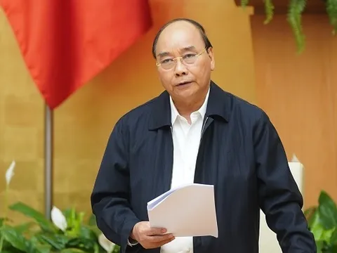 Thủ tướng Nguyễn Xuân Phúc: Tạm dừng tất cả dịch vụ không cần thiết đến 15/4