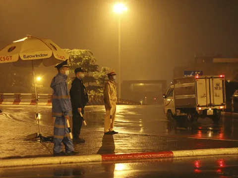 Công an Hà Nội lập 30 chốt giám sát người và xe vào Thủ đô