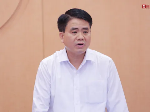 Chủ tịch Hà Nội: Hàng ăn, uống và xe công nghệ được hoạt động trở lại từ 0h ngày 23/4