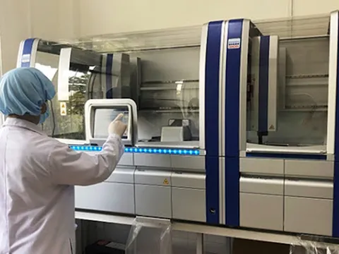 Bài học từ vụ 'phù phép' trục lợi tiền tỉ khi mua máy xét nghiệm Covid-19 ở CDC Hà Nội