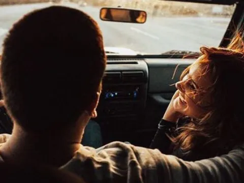 Niềm tin vốn dĩ mong manh, dối gian một phút chia xa cả đời