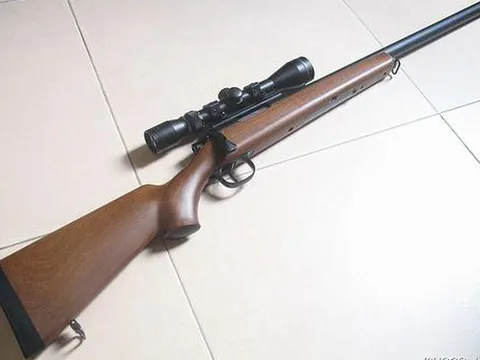 Từ năm 2020, những đồ vật nào bị cấm đưa vào nơi giam giữ phạm nhân