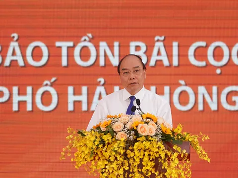 Thủ tướng: Nhất định chúng ta sẽ tiếp tục chiến thắng trên tất cả các mặt trận