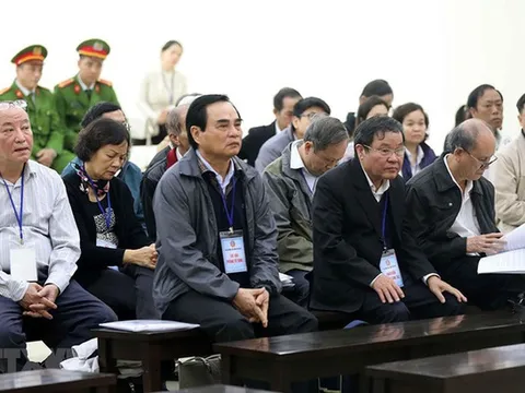 Hai cựu Chủ tịch UBND TP Đà Nẵng và đồng phạm tiếp tục hầu tòa