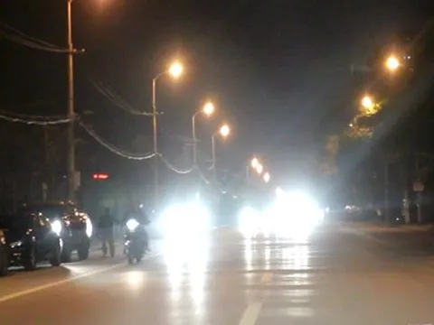 Bộ GTVT đề xuất xe máy phải bật đèn cả ban ngày