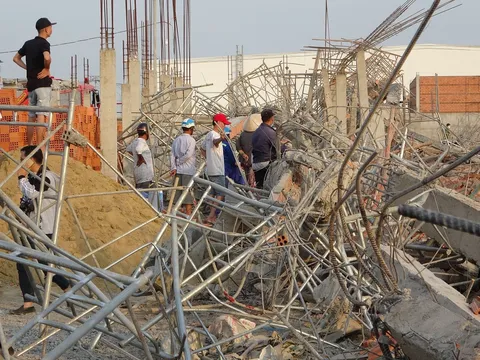 Đồng Nai thông tin chính thức về vụ sập tường làm 10 người chết