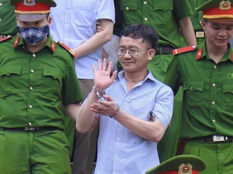 Tuyên án 15 bị cáo trong vụ gian lận thi cử ở Hòa Bình