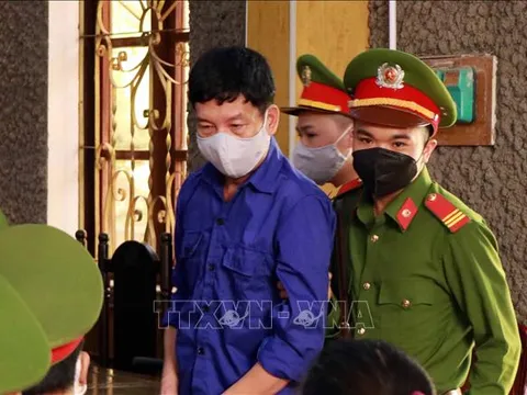 Vụ gian lận điểm thi tại Sơn La: Đề nghị mức án cao nhất từ 23 - 25 năm tù đối với các bị cáo