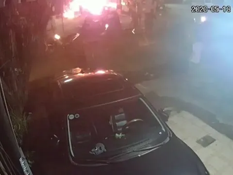 Khởi tố vụ án, truy tìm đối tượng ném bom xăng khiến 2 cháu bé bị bỏng nặng ở Bình Dương