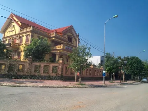 Trách nhiệm của UBND TP. Hòa Bình khi để sai phạm ngang nhiên tồn tại?