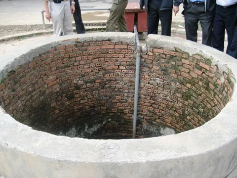 Tìm thấy thi thể hai cha con dưới giếng sâu ở Thanh Hóa