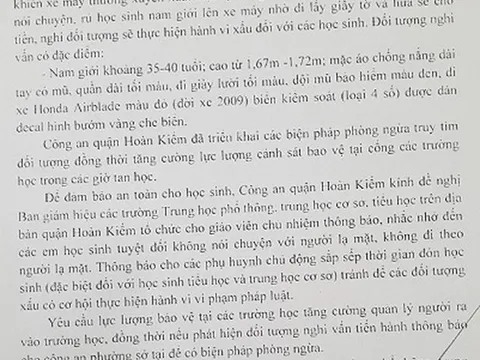 Cảnh báo về người đàn ông bí ẩn chuyên rủ rê nam sinh ở cổng trường học