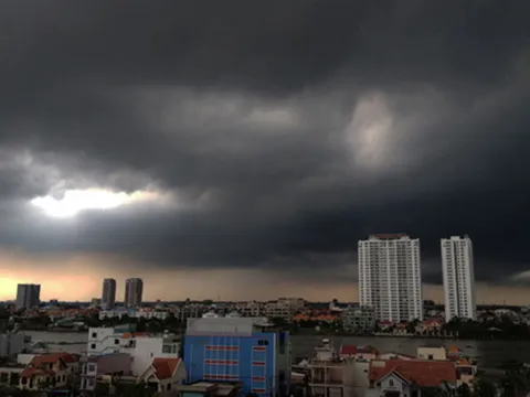 Đêm nay (10/6), Hà Nội có khả năng xảy ra lốc, sét, mưa đá