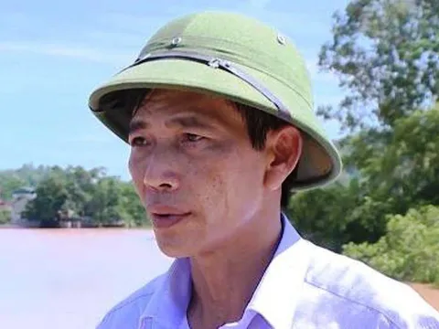 Khởi tố, tạm giam 3 tháng Phó chủ tịch UBND huyện đánh bạc tại phòng làm việc