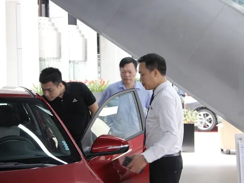 Chính thức giảm 50% lệ phí trước bạ xe ô tô lắp ráp trong nước từ 28/6