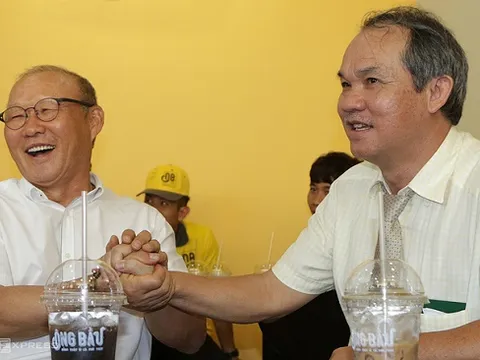 HLV Park Hang Seo nhận được lời đề nghị bất ngờ từ bầu Đức