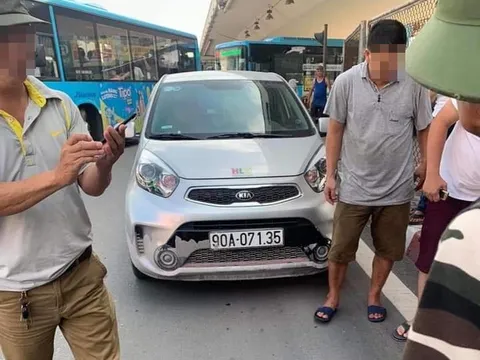 Danh tính tài xế ô tô kéo lê CSGT hàng chục mét ở Hà Nội