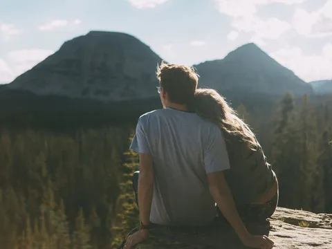 Đôi khi một mối quan hệ mập mờ còn đau đớn hơn cả lời chia tay