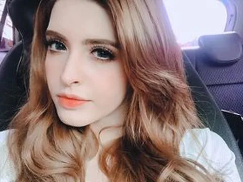 Andrea Aybar lần đầu trải lòng về tin đồn 'đi khách' với giá 12.000 USD