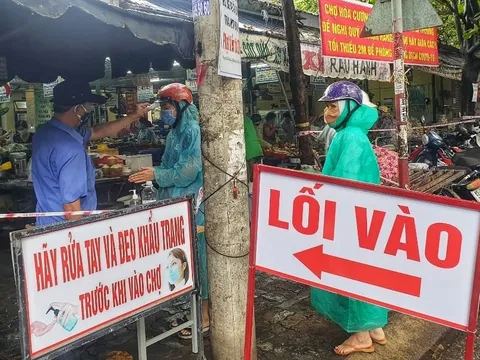 Từ ngày 12/8, mỗi hộ gia đình Đà Nẵng chỉ được đi chợ 3 ngày/lần