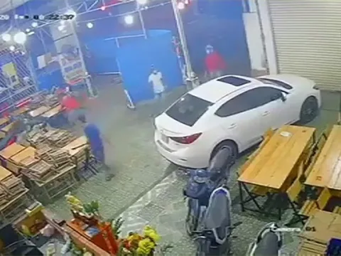 TP HCM: Điều tra nhóm giang hồ đập phá quán nhậu, chém nhân viên trọng thương