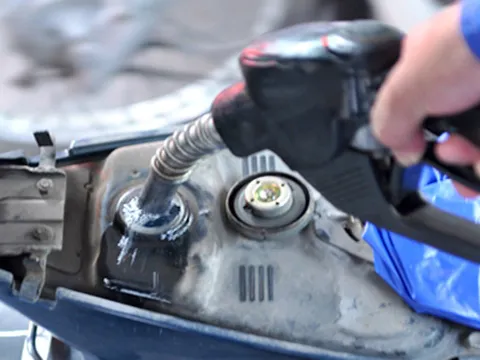 Ngày 27/8, giá xăng có thể tăng mạnh