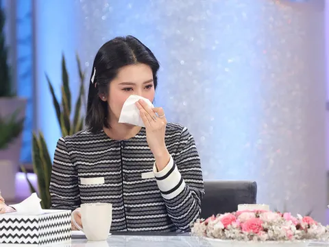 Thuý Ngân bật khóc kể chuyện dừng làm MC cùng Trường Giang vì áp lực