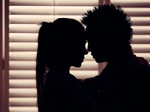 Ngày mai 1/9, chính thức tăng mạnh mức phạt với người ngoại tình