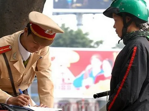 28 lỗi vi phạm có thể bị trừ điểm trong giấy phép lái xe